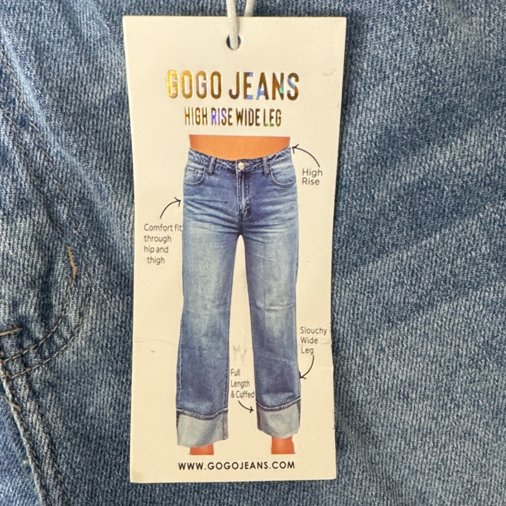 GOGO Wide-Leg Cuffed Jeans in Medium Blue - Picture 2 of 3